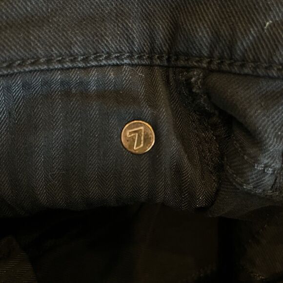 7 For All Mankind Dojo Ultra High-Rise Seamed DOJO Flare Jeans Black Sz 26 - Picture 8 of 9